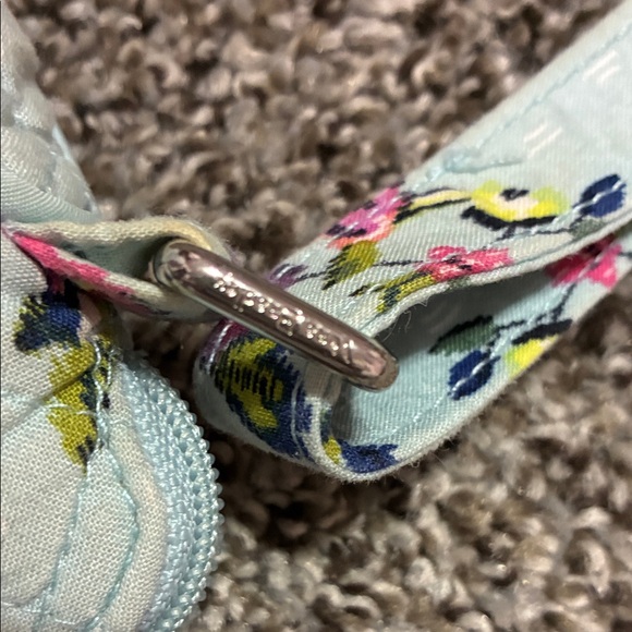 💘SALE💘 Vera Bradley WATER BOUQUET Crossbody Hipster HandBag Purse - Picture 7 of 7